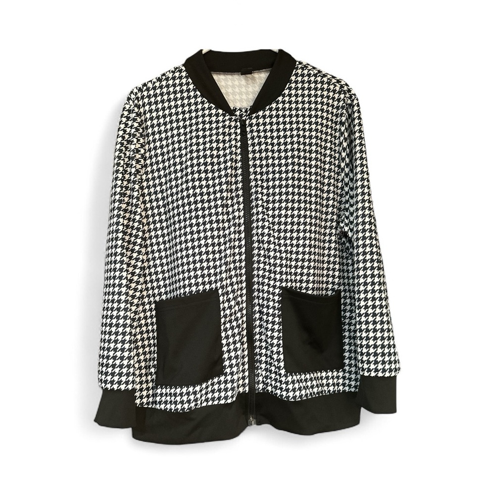 Black and White Pants set. Jacket nwot